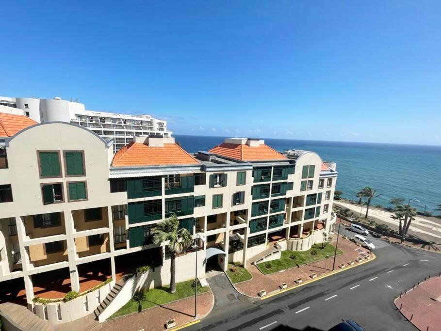 Seaview Apartment Walking To The Beach Funchal  Luaran gambar