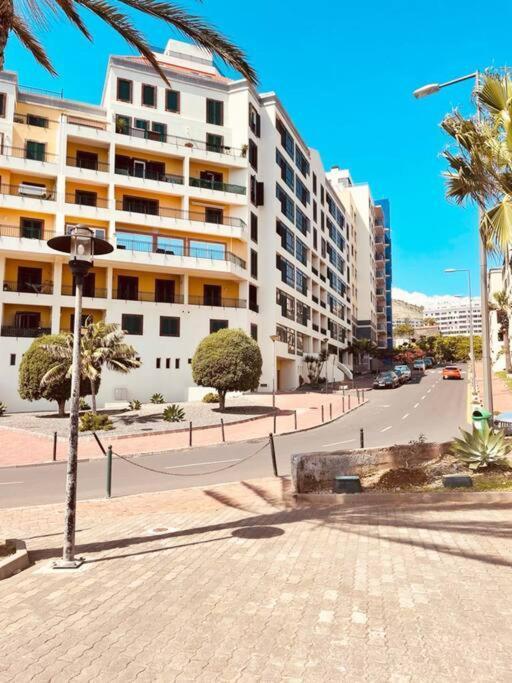 Seaview Apartment Walking To The Beach Funchal  Luaran gambar