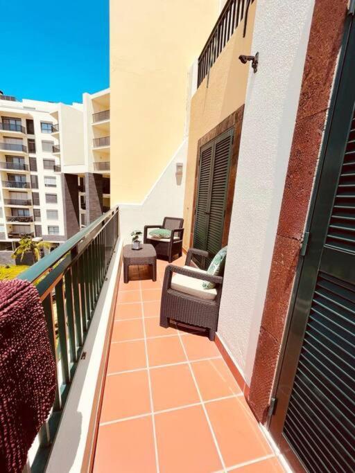 Seaview Apartment Walking To The Beach Funchal  Luaran gambar