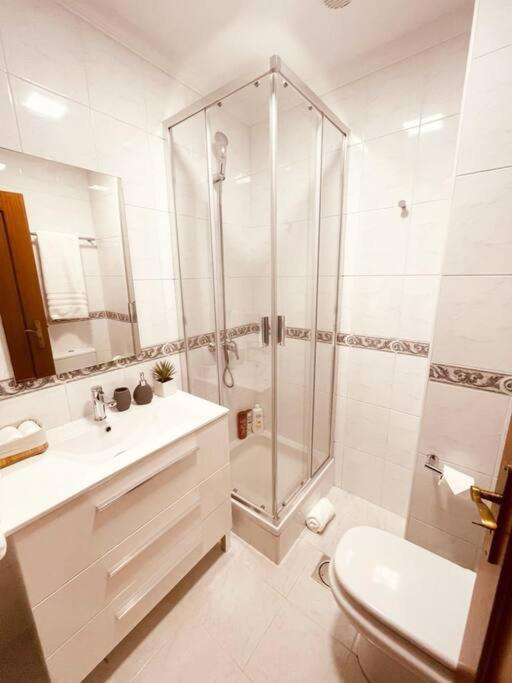 Seaview Apartment Walking To The Beach Funchal  Luaran gambar