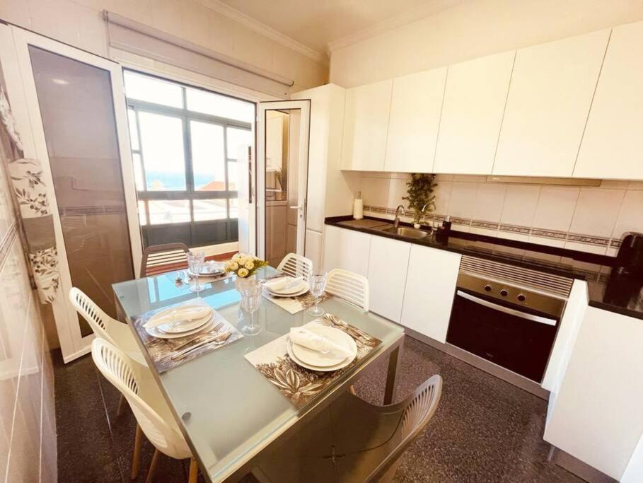 Seaview Apartment Walking To The Beach Funchal  Luaran gambar